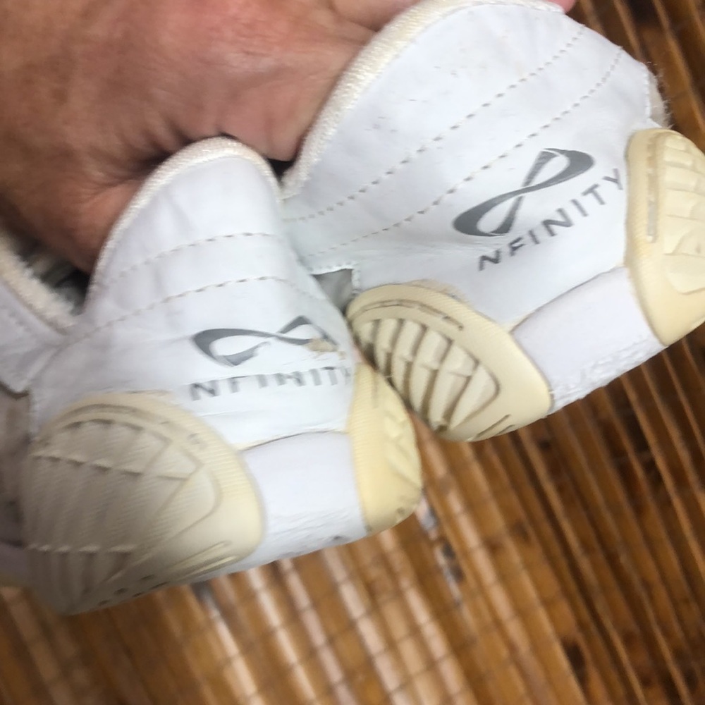 Nfinity Evolution Cheer Shoes With Signature Red … - image 4